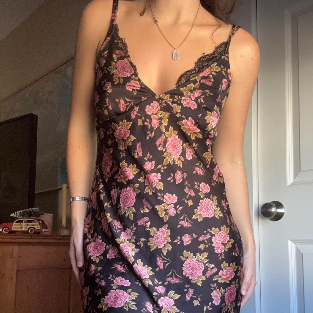 Zara Black Floral slip with Pink Accents